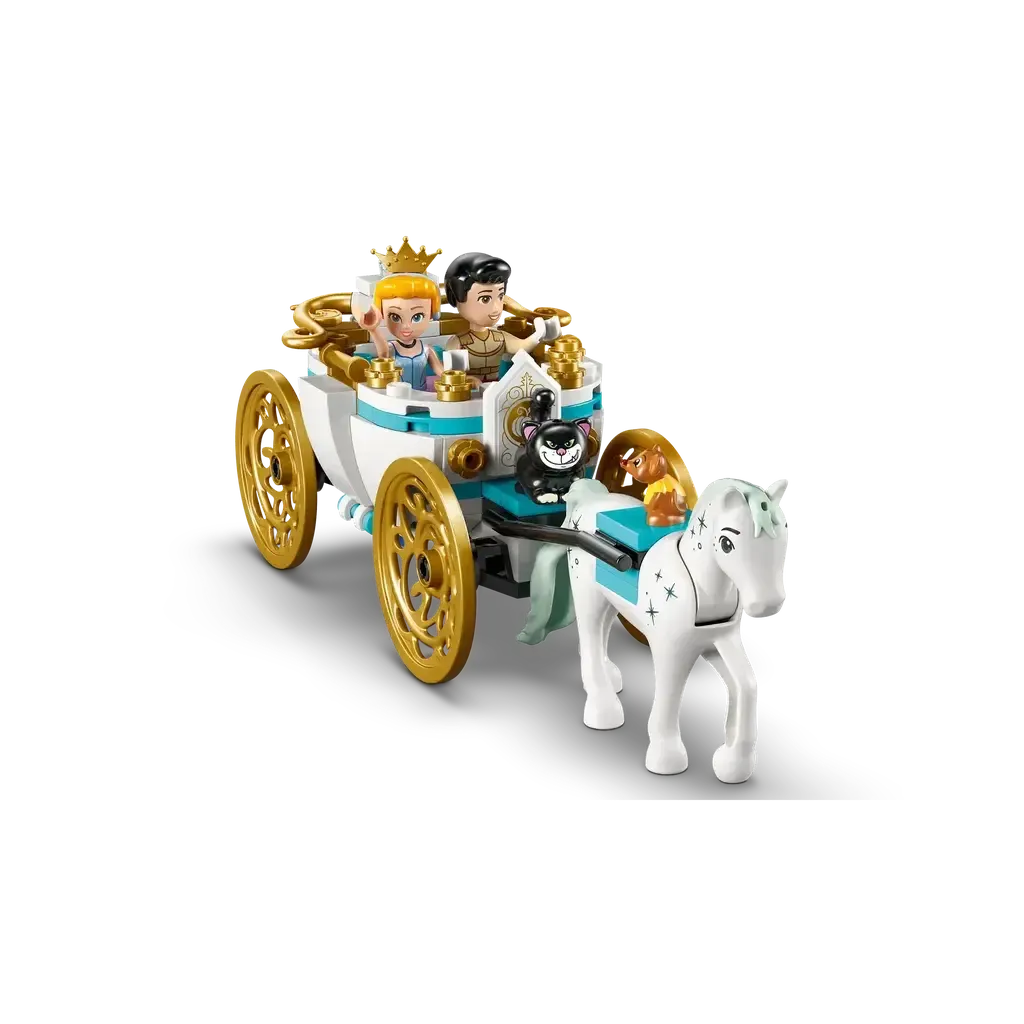 Cinderella's Castle & Horse Carriage - Image 5