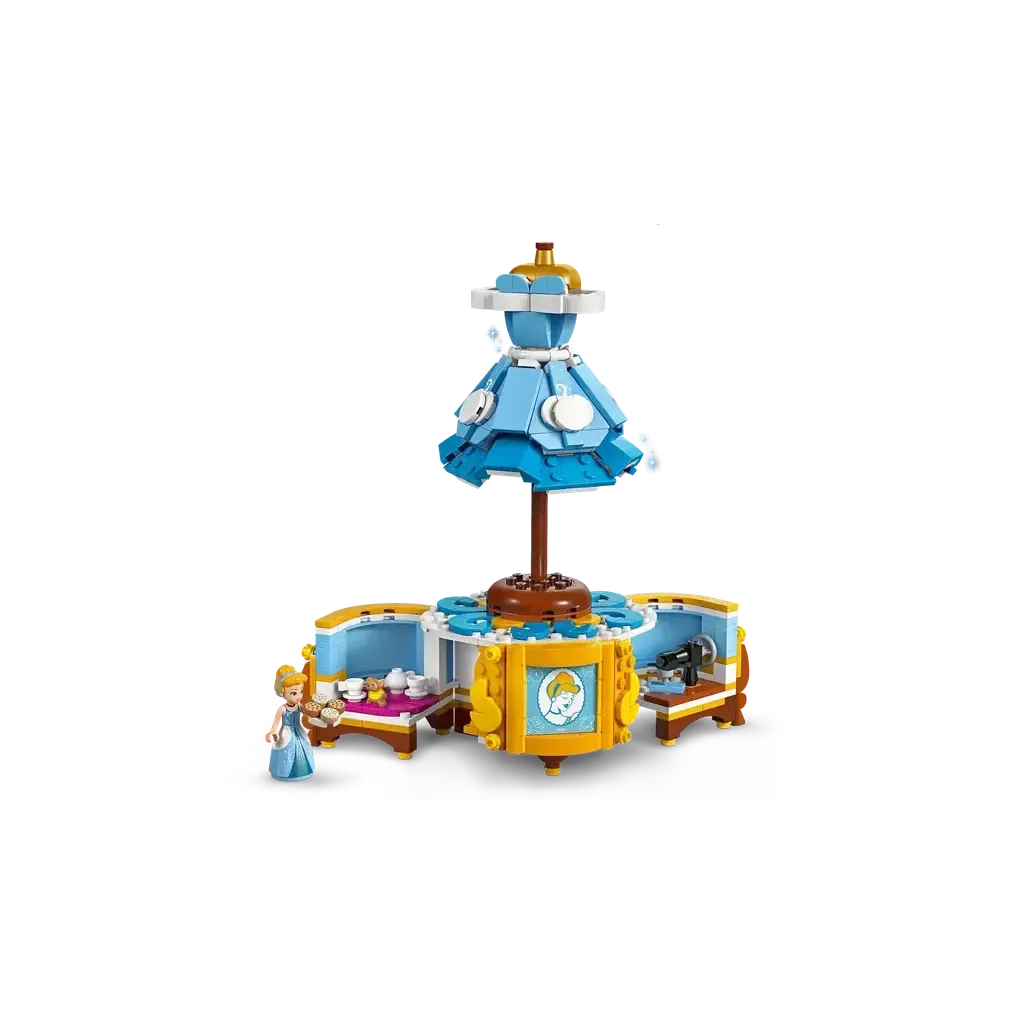 Cinderella's Dress - Image 3
