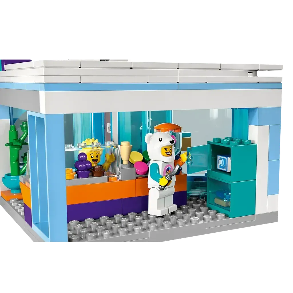 Ice-Cream Shop - Image 5