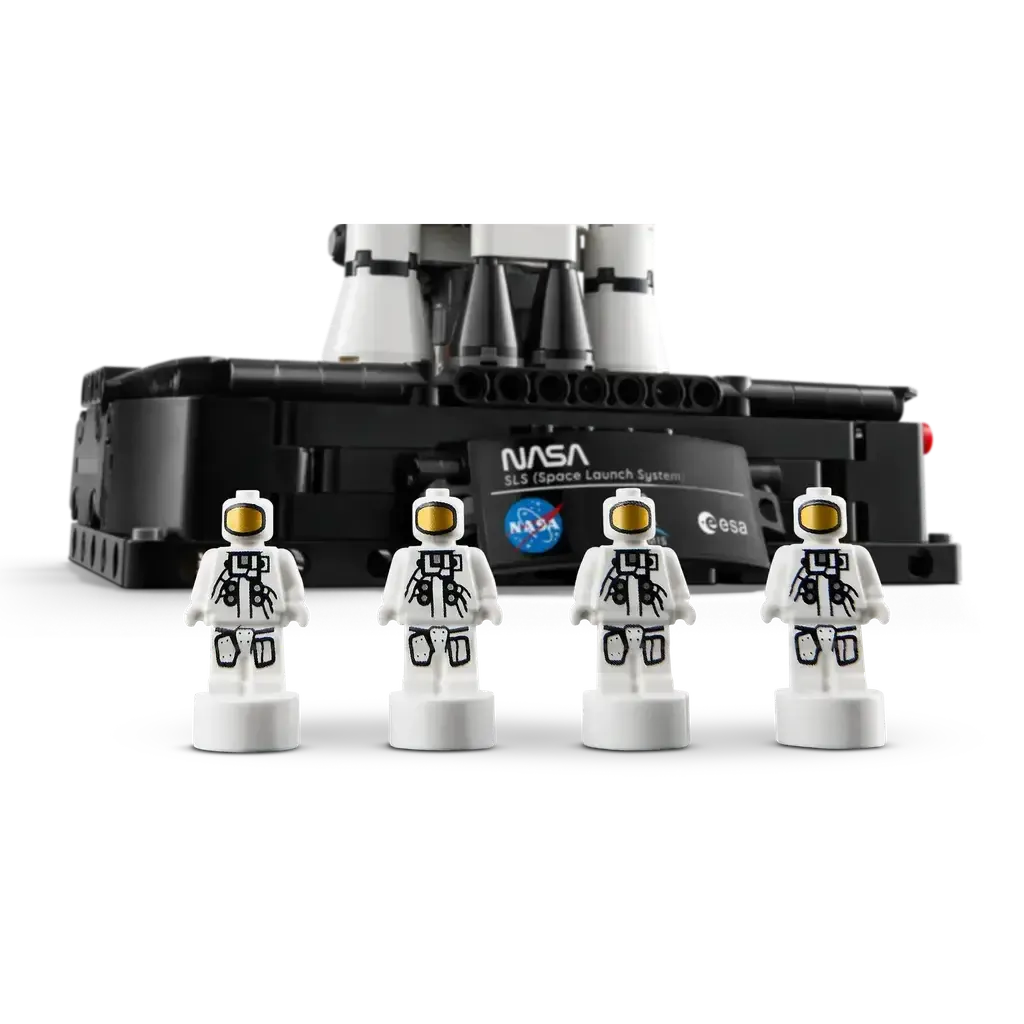 NASA Artemis Space Launch System Rocket - Image 6
