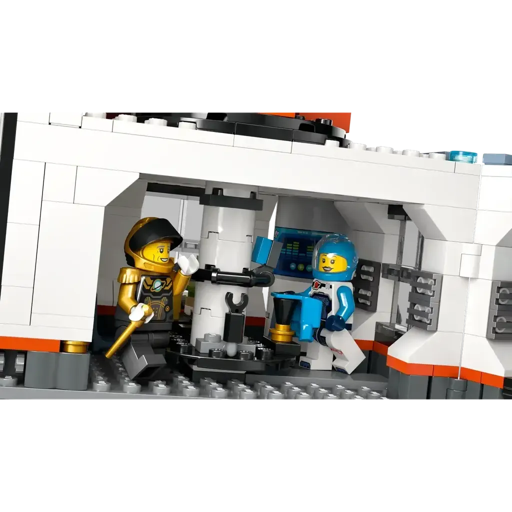 Space Base and Rocket Launchpad - Image 4