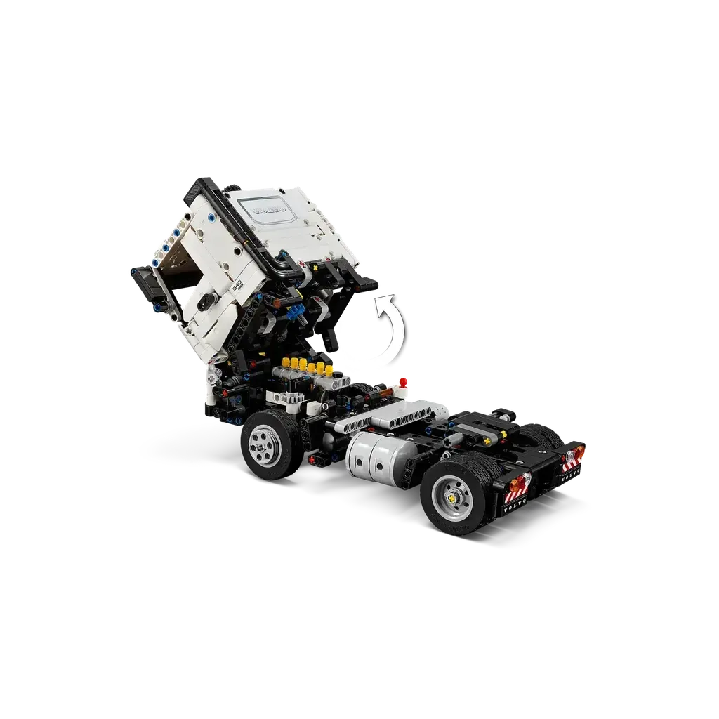 Volvo FMX Truck & EC230 Electric Excavator - Image 7
